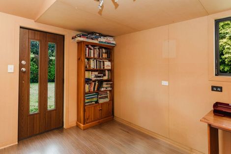 Photo of property in 43 Hospital Street, Dannevirke, 4930