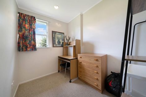 Photo of property in 9 Philip Place, Hillcrest, Auckland, 0627