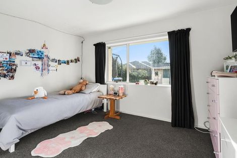Photo of property in 14 Van Dieman Close, Templeton, Christchurch, 8042