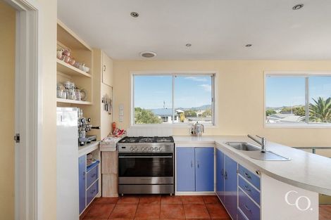 Photo of property in 42 Karewa Parade, Papamoa Beach, Papamoa, 3118