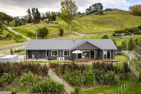 Photo of property in 66 Avery Road, Eskdale, Napier, 4182