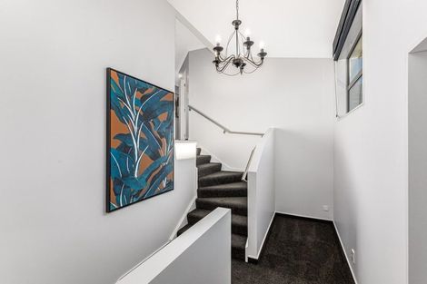 Photo of property in 38 Tongariro Drive, Aotea, Porirua, 5024