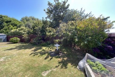 Photo of property in 16 Matai Place, Hawera, 4610
