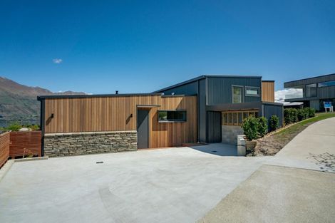 Photo of property in 87 Mills Road, Wanaka, 9305