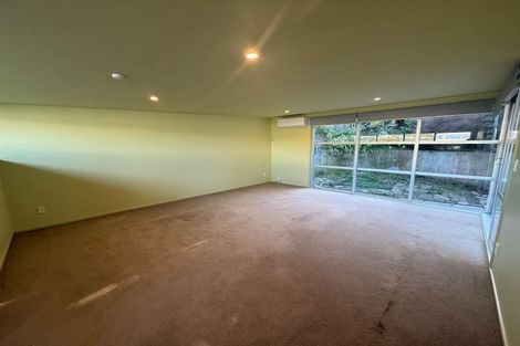 Photo of property in 24 Seaview Road, Paremata, Porirua, 5024