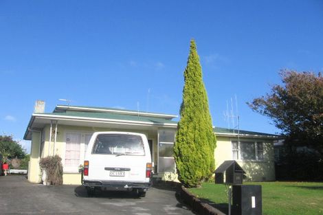 Photo of property in 20 Somerset Crescent, Highbury, Palmerston North, 4412