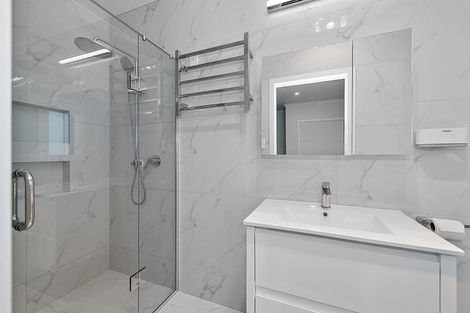 Photo of property in 5 Lissaman Place, Chartwell, Hamilton, 3210