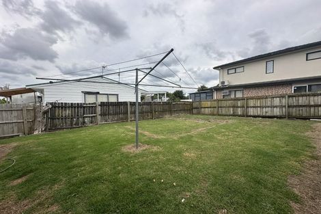 Photo of property in 3 Halsey Road, Manurewa, Auckland, 2102