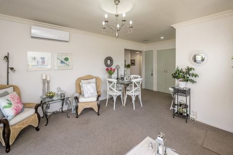 Photo of property in 30 Kent Street, Levin, 5510