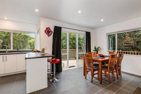 Photo of property in 42d James Cook Drive, Whitby, Porirua, 5024