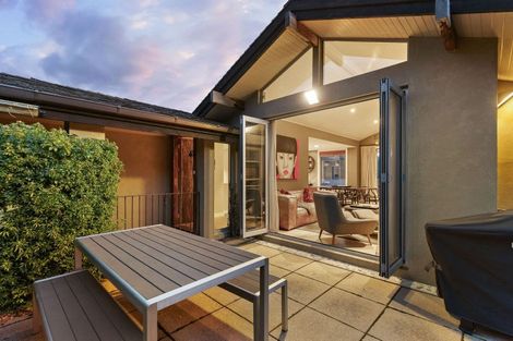 Photo of property in The Woods, 12u 5 Dublin Street, Queenstown, 9300