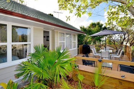 Photo of property in 39a Seaview Road, Glenfield, Auckland, 0629