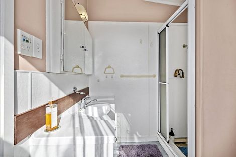 Photo of property in 34 Main Road, Raglan, 3225