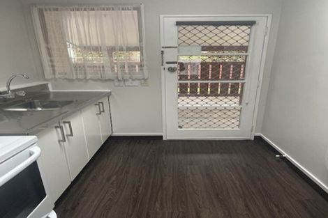 Photo of property in 30f2- Whitley Avenue, Ebdentown, Upper Hutt, 5018