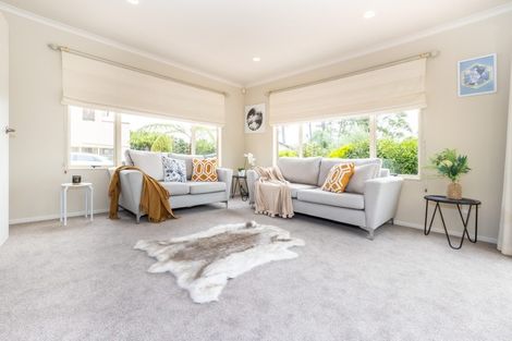 Photo of property in 40 Monte Cassino Place, Birkdale, Auckland, 0626