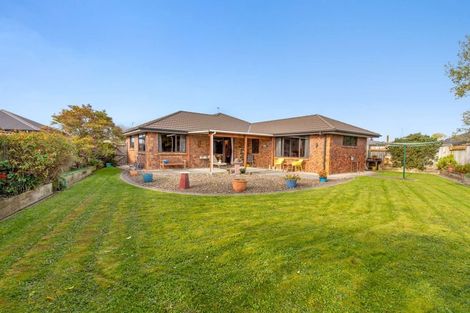Photo of property in 11 Cleveland Heights, Kelvin Grove, Palmerston North, 4414