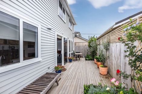 Photo of property in 26a Ellesmere Avenue, Miramar, Wellington, 6022