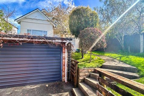 Photo of property in 33 Churchill Road, Cockle Bay, Auckland, 2014