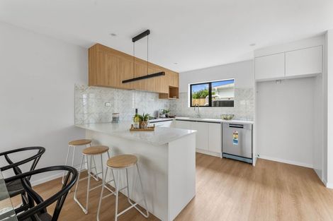 Photo of property in 70 Cargill Street, Papakura, 2110