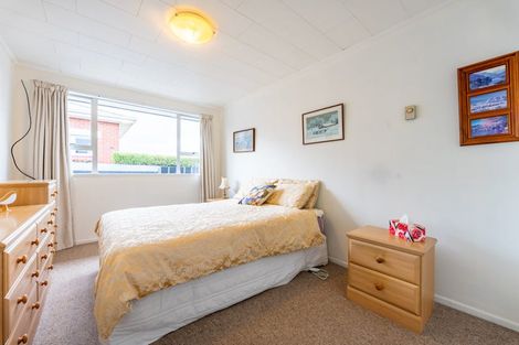 Photo of property in 2/21 Oxford Street, West End, Timaru, 7910