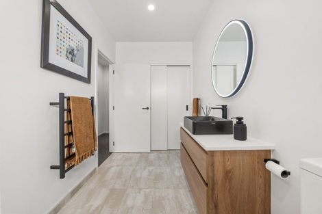 Photo of property in 11 Midsummer Avenue, Stratford, 4332