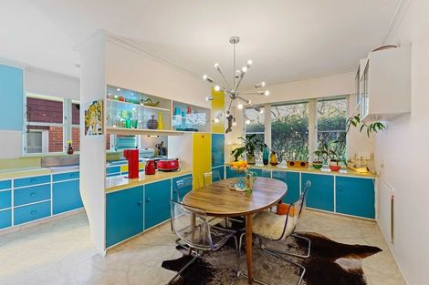 Photo of property in 11 Iti Grove, Waikanae, 5036