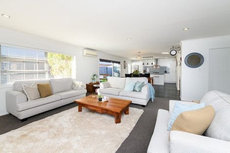 Photo of property in 3 Accolade Street, Feilding, 4702