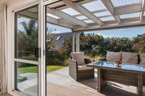 Photo of property in 15 Parkland Rise, Omokoroa, 3114