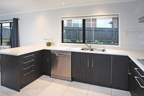 Photo of property in 24 Moira Drive, Tuakau, 2121