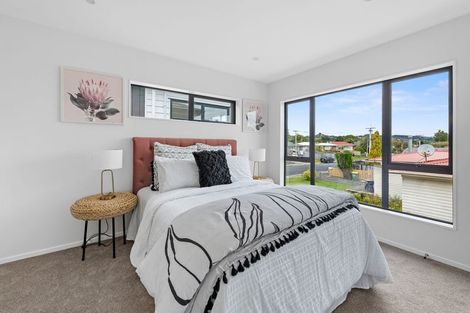 Photo of property in 70 Cargill Street, Papakura, 2110