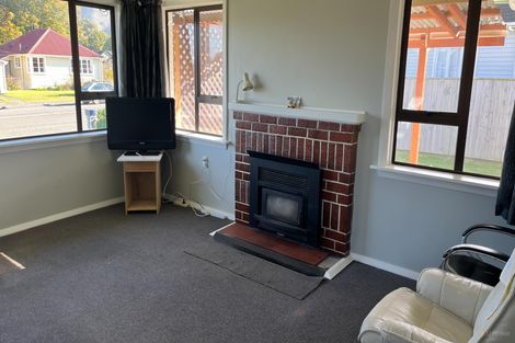 Photo of property in 12 Betten Street, Waimate, 7924
