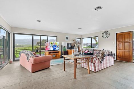 Photo of property in 334 Fitzgerald Road, Drury, 2577