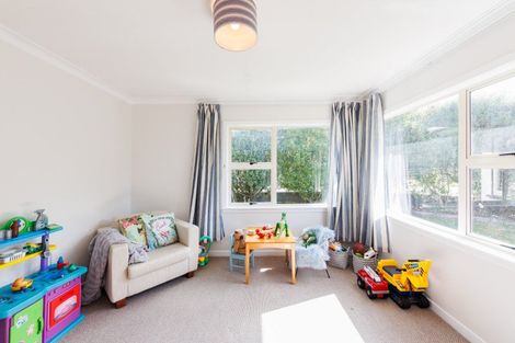 Photo of property in 5 Sheffield Street, Awapuni, Palmerston North, 4412