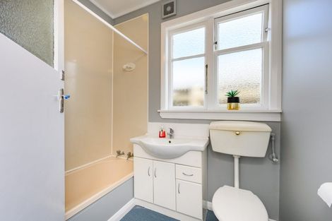 Photo of property in 31 Chelwood Street, Takaro, Palmerston North, 4412