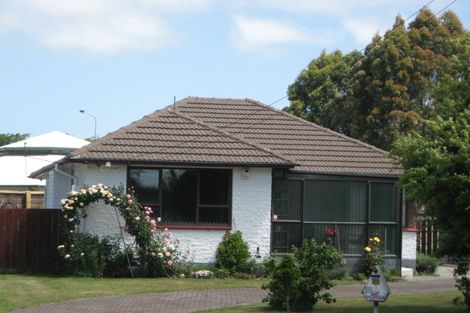 Photo of property in 10 Odie Place, Wainoni, Christchurch, 8061