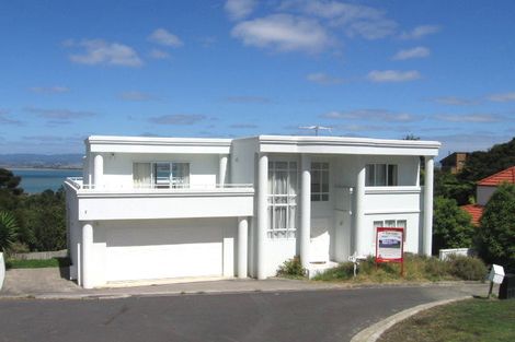 Photo of property in 24 Mariners View Road, Beach Haven, Auckland, 0626