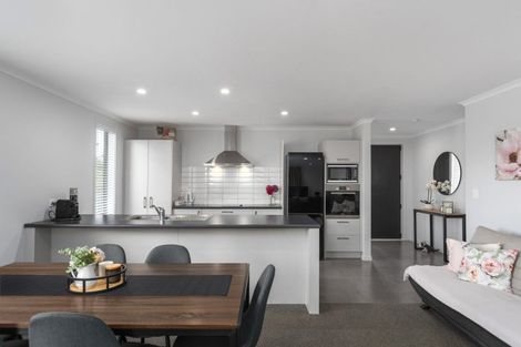 Photo of property in 2 Shannon Lane, Pyes Pa, Tauranga, 3112
