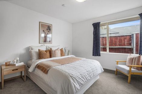 Photo of property in 17 Broadbent Street, Riccarton, Christchurch, 8041