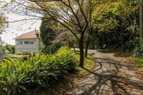 Photo of property in 12 Tamar Street, New Plymouth, 4310