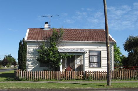 Photo of property in 33 Disraeli Street, Gisborne, 4010