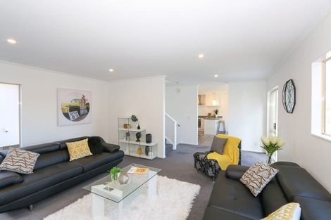 Photo of property in 33u2 Hawker Street, Mount Victoria, Wellington, 6011