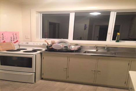Photo of property in 1/1123 Fergusson Drive, Clouston Park, Upper Hutt, 5018
