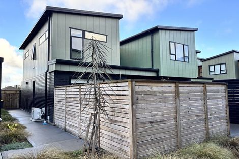 Photo of property in 9/7 Johnston Grove, Taita, Lower Hutt, 5011