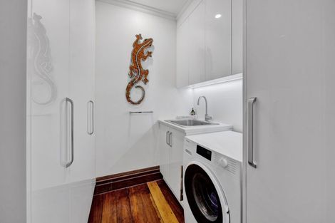 Photo of property in 416 Frankley Road, Hurdon, New Plymouth, 4310