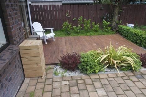 Photo of property in 110 Everglade Drive, Totara Heights, Auckland, 2105