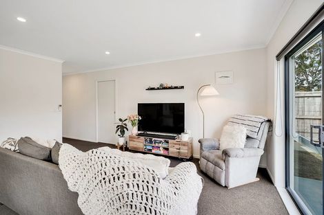 Photo of property in 2/11 Forster Avenue, Hillcrest, Hamilton, 3216