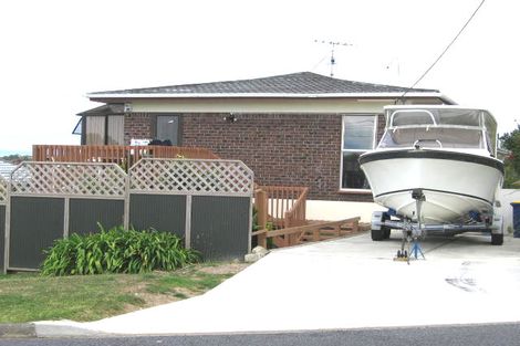 Photo of property in 2/18 Summit Drive, Torbay, Auckland, 0630
