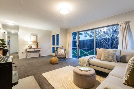 Photo of property in 2 Pascoe Avenue, Paremata, Porirua, 5026