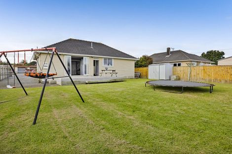 Photo of property in 18 Whitcombe Road, Opunake, 4616