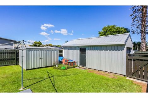 Photo of property in 1/90 Kelvin Road, Papakura, 2110